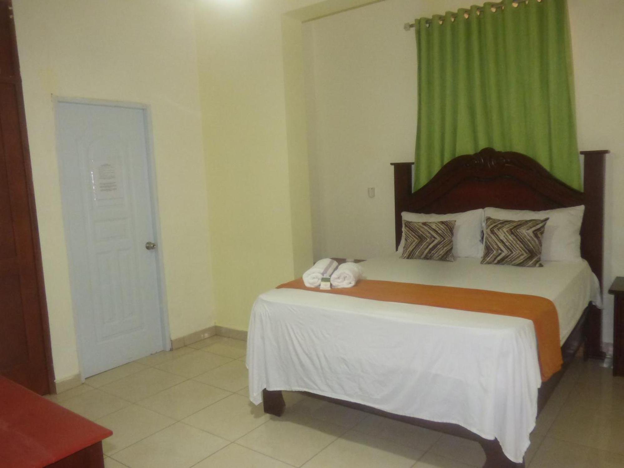 Hotel Enrique I Gazcue Santo Domingo Exterior foto